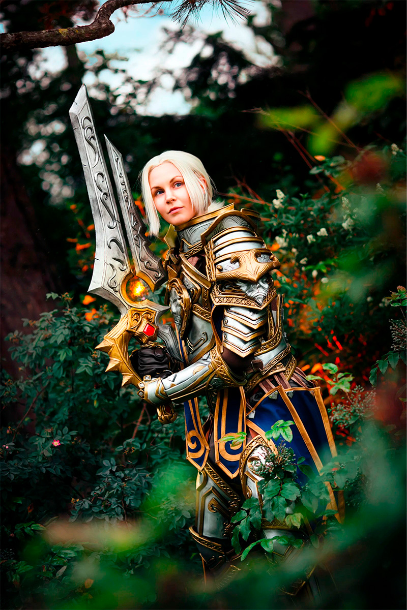 Модель cyfediacosplay в образе Андуина Ринна из World of Warcraft. Фотограф Sosayweal