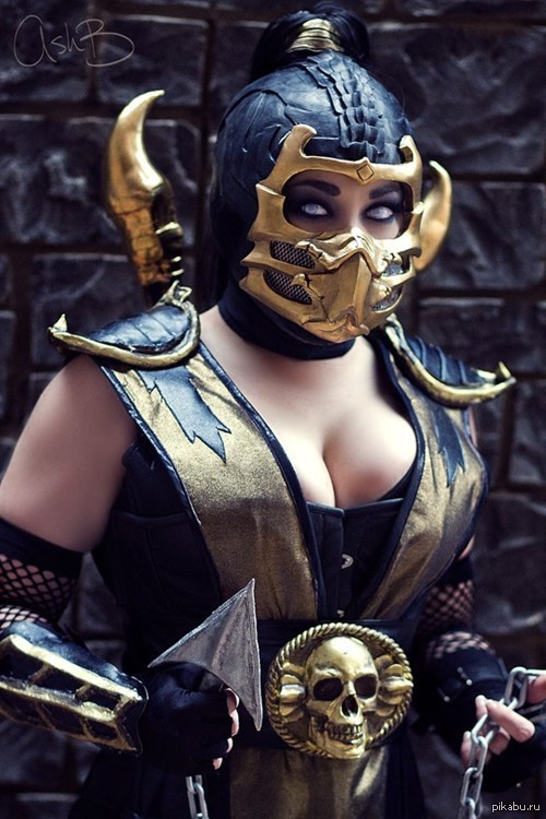 Специальный пятничный косплей по Mortal Kombat