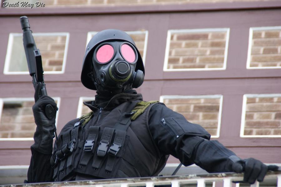 Пятничный косплей по вселенной Resident Evil — Ада Вонг и Джилл Валентайн