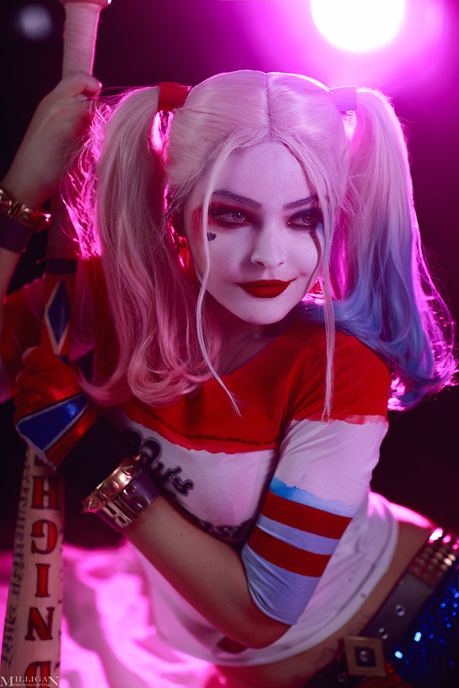 Правильный косплей на Харли Квинн из DC Comics