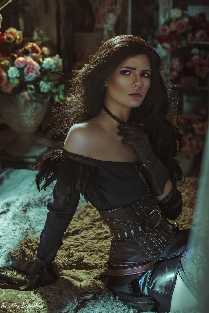 Правильный косплей на Йеннифэр из Ведмака — семь лучших фотосетов девушек