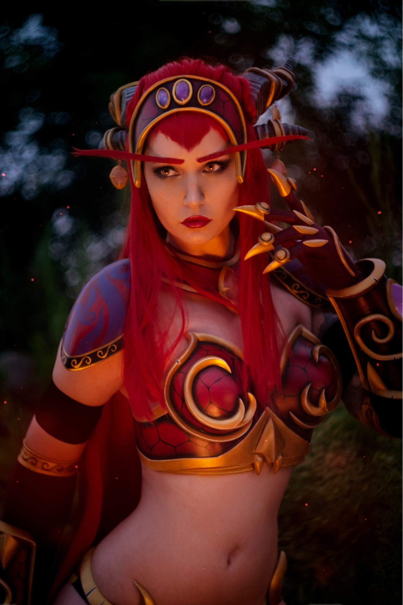 Правильный косплей на Алекстразу (Alexstraza) из World of Warcraft