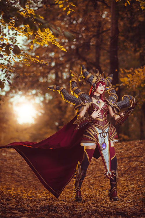 Правильный косплей на Алекстразу (Alexstraza) из World of Warcraft