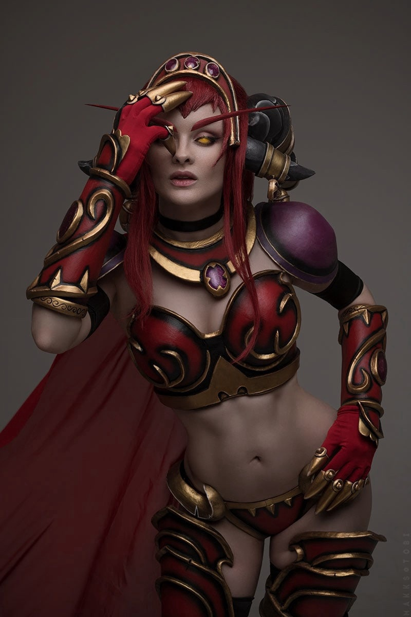 Правильный косплей на Алекстразу (Alexstraza) из World of Warcraft
