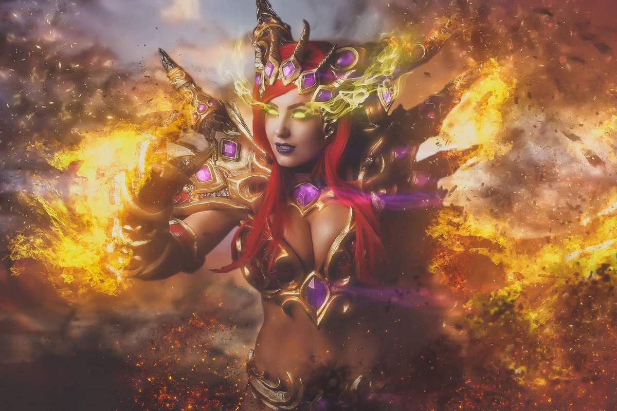 Правильный косплей на Алекстразу (Alexstraza) из World of Warcraft