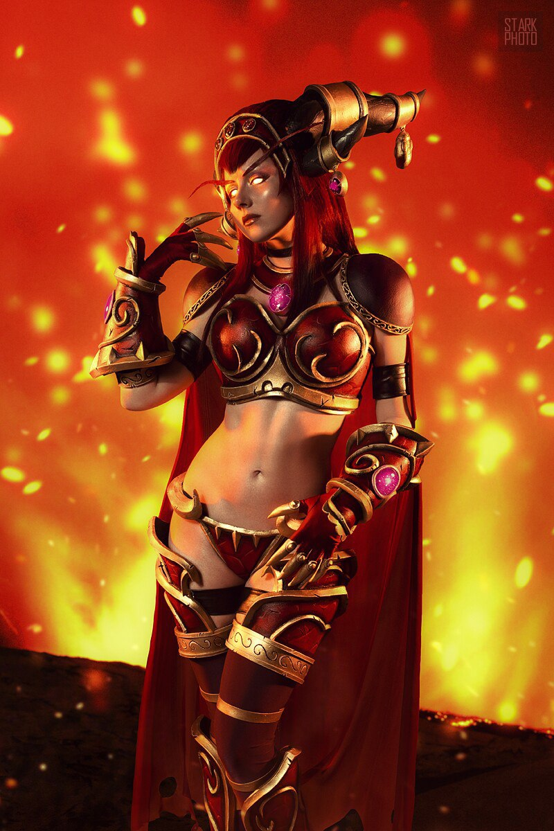 Правильный косплей на Алекстразу (Alexstraza) из World of Warcraft
