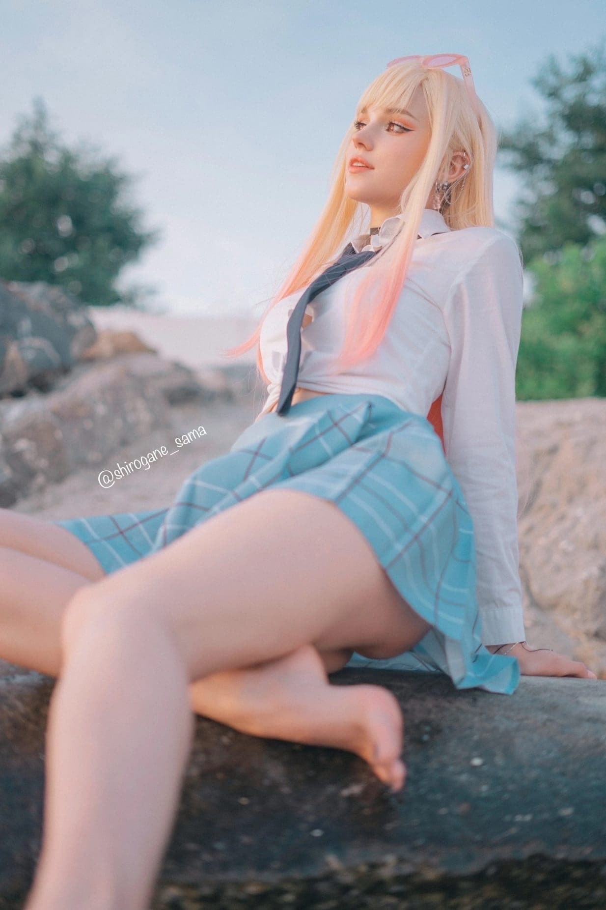 Косплей на Марин Китагаву из аниме «Эта фарфоровая кукла влюбилась» (My Dress-Up Darling)