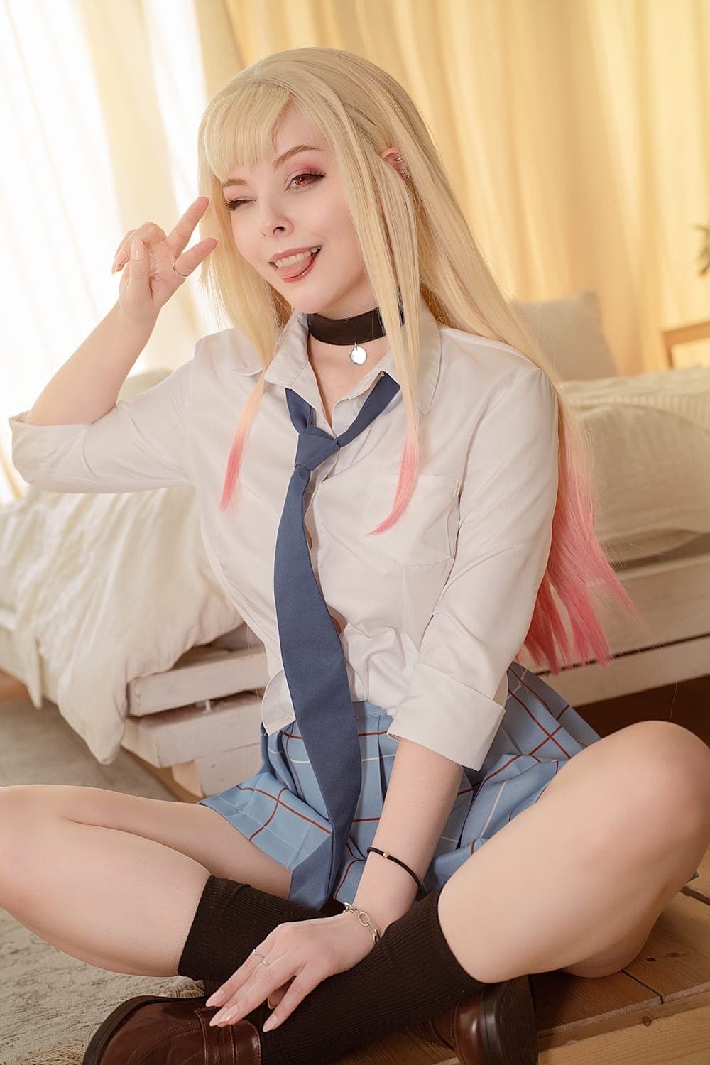 Косплей на Марин Китагаву из аниме «Эта фарфоровая кукла влюбилась» (My Dress-Up Darling)