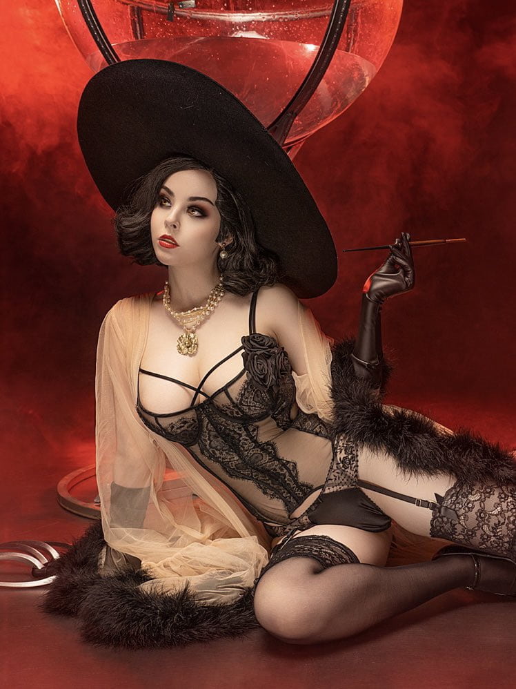 Helly Valentine (Disharmonica) в косплее