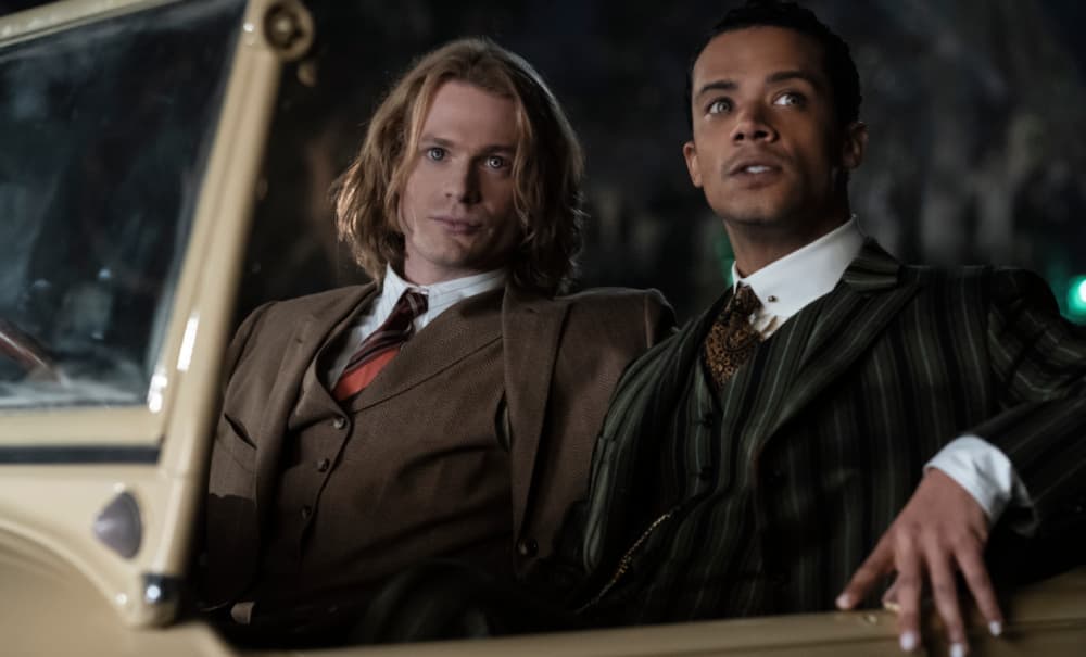 Сериалы про вампиров — подборка самых рейтинговых кинолент