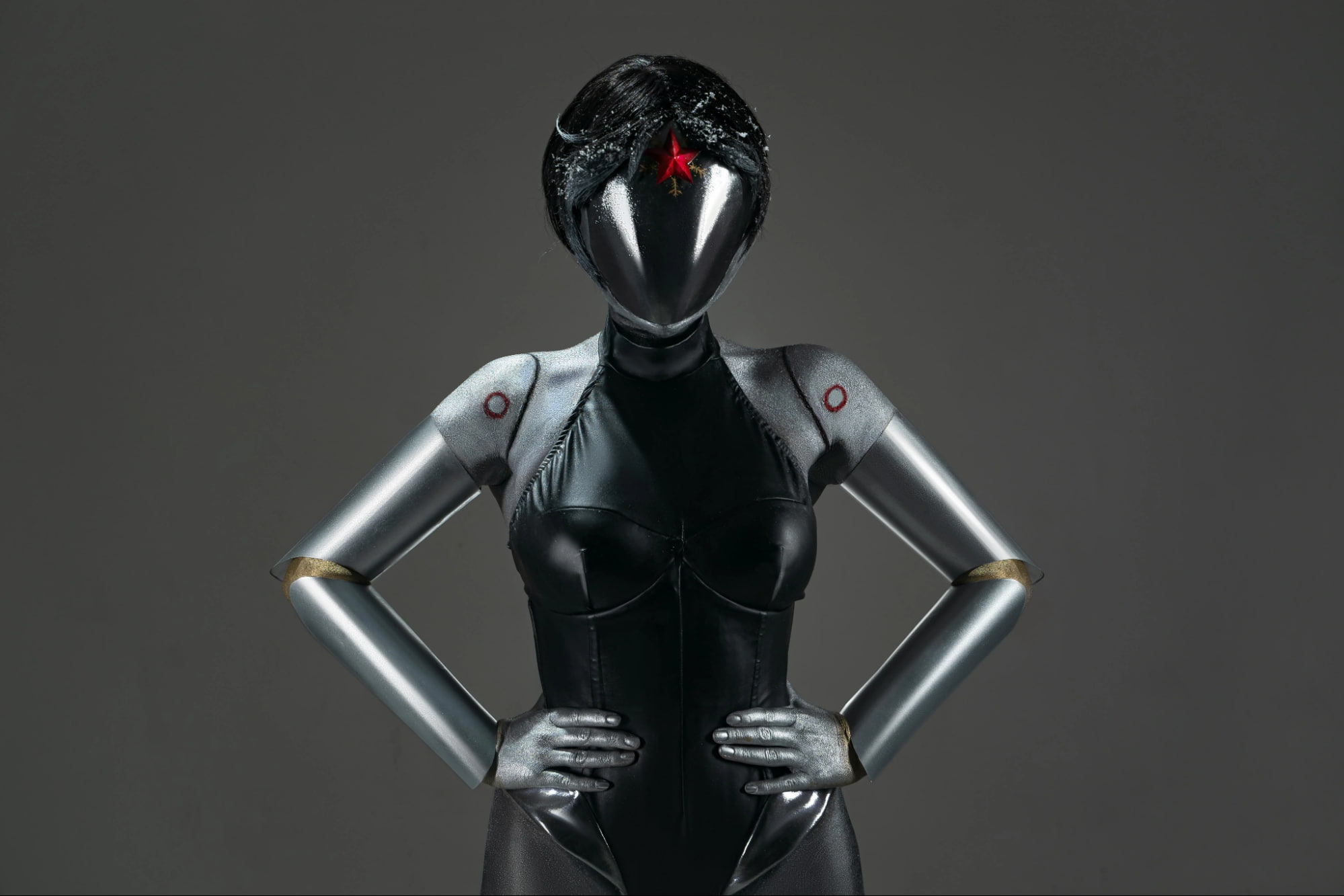 cosplay-na-bliznyashek-iz-atomic-heart-luchshie-fotografii-devushek