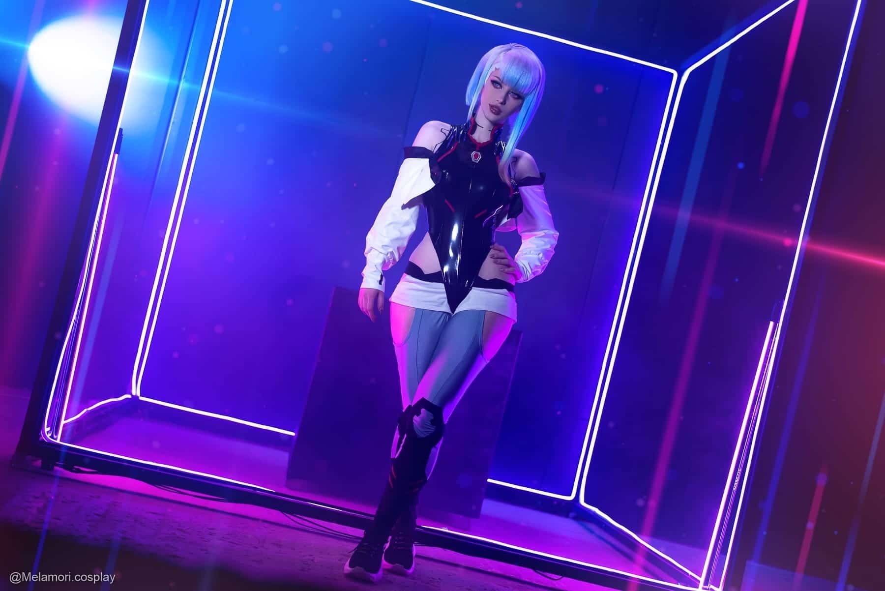 Косплей на Люси из Cyberpunk: Edgerunners