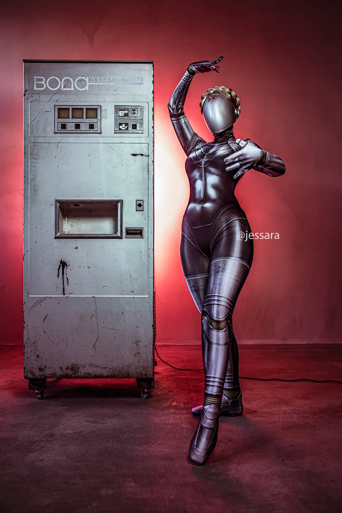 Косплей на Близняшек из (Atomic Heart) — лучших фотографий Левой и Правой балерины 2023 года