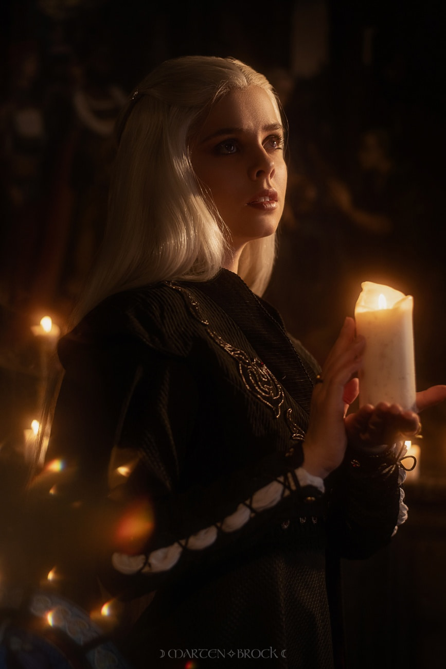Косплей на Рейениру Таргариенейнару из сериала «Дом Дракона»