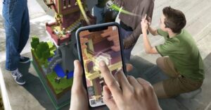 Опубликовано геймплейное видео Minecraft Earth с закрытой беты