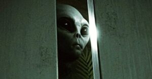 В трейлере Greyhill Incident показали пришельце и котика