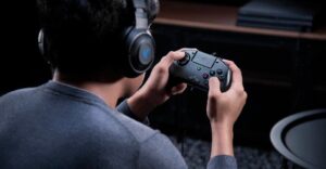 Компания Razer показала геймерам файтпад Raion